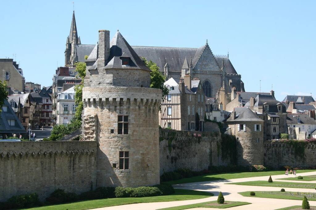 Suite Kassiopee, Romantisme, Balneo, Sauna Quimperlé Kültér fotó